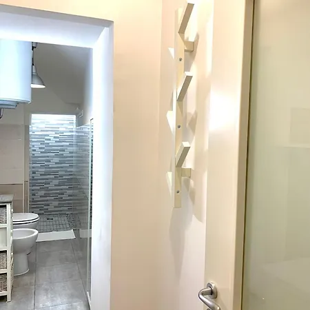 Casa Giulia, Nuovo In Centro! Napoli