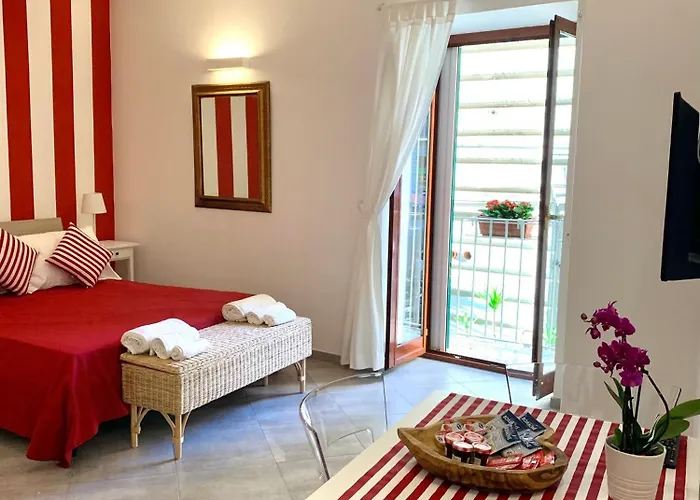 Casa Giulia, Nuovo In Centro! * Napoli